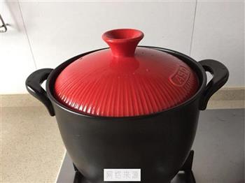 春笋炖子排怎么做，春笋炖子排怎么做好吃，春笋炖子排做法