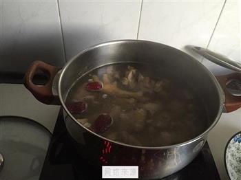 栗子山药鸡汤怎么做，栗子山药鸡汤怎么做好吃，栗子山药鸡汤做法