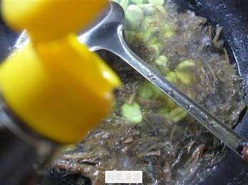 梅干菜蚕豆汤怎么做，梅干菜蚕豆汤怎么做好吃，梅干菜蚕豆汤做法