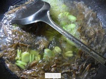 梅干菜蚕豆汤怎么做，梅干菜蚕豆汤怎么做好吃，梅干菜蚕豆汤做法