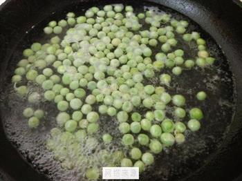豌豆芝士浓汤怎么做，豌豆芝士浓汤怎么做好吃，豌豆芝士浓汤做法