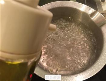 九层塔蛤蜊丝瓜汤怎么做，九层塔蛤蜊丝瓜汤怎么做好吃，九层塔蛤蜊丝瓜汤做法