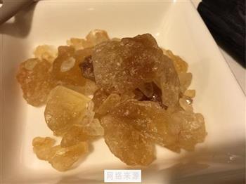 雪耳莲子汤怎么做，雪耳莲子汤怎么做好吃，雪耳莲子汤做法