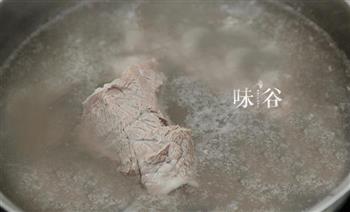 石斛炖瘦肉汤怎么做，石斛炖瘦肉汤怎么做好吃，石斛炖瘦肉汤做法
