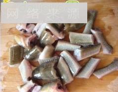 海鲶鱼炖茄子怎么做，海鲶鱼炖茄子怎么做好吃，海鲶鱼炖茄子做法