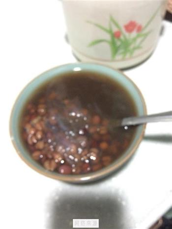 红豆薏米炖燕窝怎么做，红豆薏米炖燕窝怎么做好吃，红豆薏米炖燕窝做法