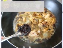 海鲶鱼炖茄子怎么做，海鲶鱼炖茄子怎么做好吃，海鲶鱼炖茄子做法