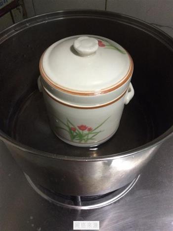 红豆薏米炖燕窝怎么做，红豆薏米炖燕窝怎么做好吃，红豆薏米炖燕窝做法