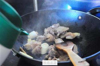 美味松茸柴鸡汤怎么做，美味松茸柴鸡汤怎么做好吃，美味松茸柴鸡汤做法