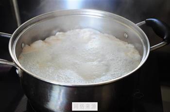 美味松茸柴鸡汤怎么做，美味松茸柴鸡汤怎么做好吃，美味松茸柴鸡汤做法