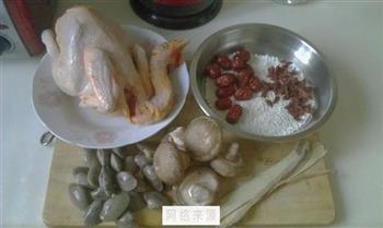 糯米鸡汤怎么做，糯米鸡汤怎么做好吃，糯米鸡汤做法