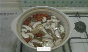 糯米鸡汤怎么做，糯米鸡汤怎么做好吃，糯米鸡汤做法