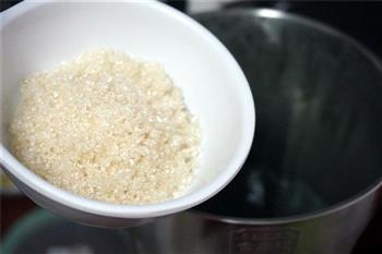 小米芝麻糊怎么做，小米芝麻糊怎么做好吃，小米芝麻糊做法