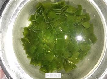 三文鱼味增汤怎么做，三文鱼味增汤怎么做好吃，三文鱼味增汤做法