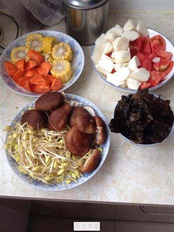 鲜蔬汤怎么做，鲜蔬汤怎么做好吃，鲜蔬汤做法