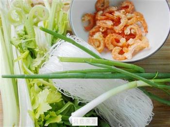粉丝虾米芹菜汤怎么做，粉丝虾米芹菜汤怎么做好吃，粉丝虾米芹菜汤做法