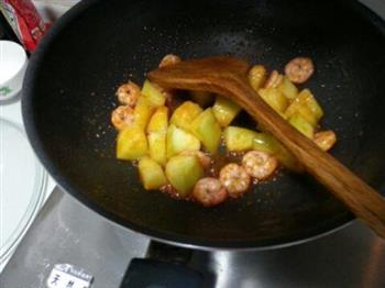 蜜瓜炒虾仁怎么做，蜜瓜炒虾仁怎么做好吃，蜜瓜炒虾仁做法