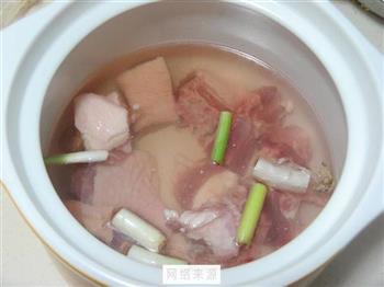 玉米鸭肉汤怎么做，玉米鸭肉汤怎么做好吃，玉米鸭肉汤做法