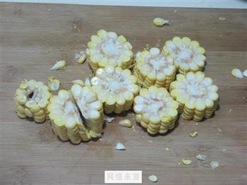 玉米鸭肉汤怎么做，玉米鸭肉汤怎么做好吃，玉米鸭肉汤做法