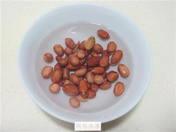 花生红枣鸡爪汤怎么做，花生红枣鸡爪汤怎么做好吃，花生红枣鸡爪汤做法