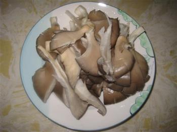 香炒鱿鱼怎么做，香炒鱿鱼怎么做好吃，香炒鱿鱼做法