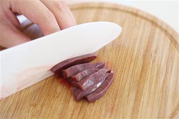猪肝豆腐饼 宝宝辅食微课堂怎么做，猪肝豆腐饼 宝宝辅食微课堂怎么做好吃，猪肝豆腐饼 宝宝辅食微课堂做法