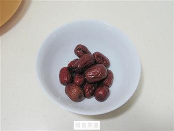 花生红枣鸡爪汤怎么做，花生红枣鸡爪汤怎么做好吃，花生红枣鸡爪汤做法