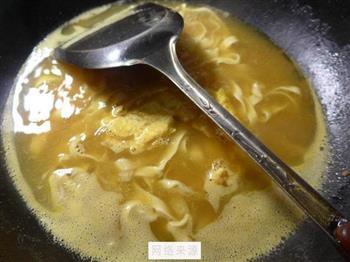 咖喱鸡蛋汤面怎么做，咖喱鸡蛋汤面怎么做好吃，咖喱鸡蛋汤面做法