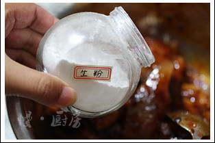 生焗鱼头怎么做，生焗鱼头怎么做好吃，生焗鱼头做法