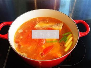 牛骨汤怎么做，牛骨汤怎么做好吃，牛骨汤做法
