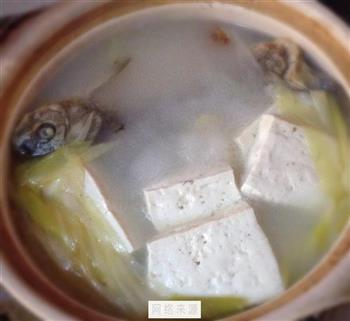 鲫鱼豆腐萝卜汤怎么做，鲫鱼豆腐萝卜汤怎么做好吃，鲫鱼豆腐萝卜汤做法
