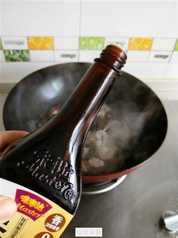 菌菇虾仁汤怎么做，菌菇虾仁汤怎么做好吃，菌菇虾仁汤做法