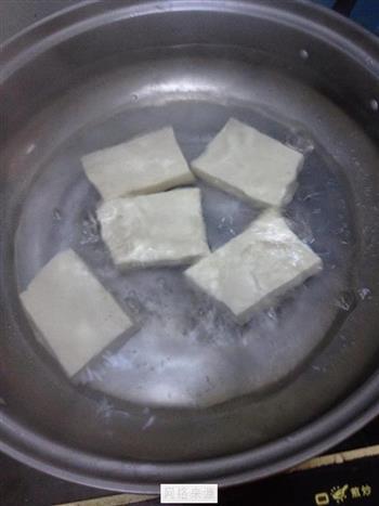 鲫鱼豆腐萝卜汤怎么做，鲫鱼豆腐萝卜汤怎么做好吃，鲫鱼豆腐萝卜汤做法