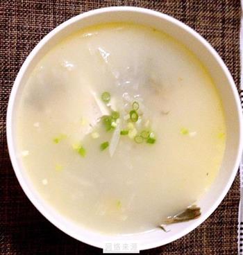 鲫鱼豆腐萝卜汤怎么做，鲫鱼豆腐萝卜汤怎么做好吃，鲫鱼豆腐萝卜汤做法