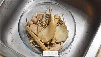 白茅根竹蔗葛根糖水怎么做，白茅根竹蔗葛根糖水怎么做好吃，白茅根竹蔗葛根糖水做法