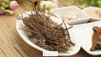 鸡骨草龙骨护肝汤怎么做，鸡骨草龙骨护肝汤怎么做好吃，鸡骨草龙骨护肝汤做法