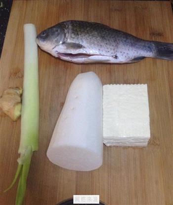 鲫鱼豆腐萝卜汤怎么做，鲫鱼豆腐萝卜汤怎么做好吃，鲫鱼豆腐萝卜汤做法