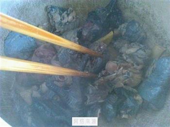 榴莲核煲乌鸡怎么做，榴莲核煲乌鸡怎么做好吃，榴莲核煲乌鸡做法
