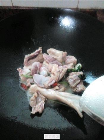 竹笋焖鸭汤怎么做，竹笋焖鸭汤怎么做好吃，竹笋焖鸭汤做法