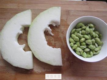 毛豆冬瓜排骨汤怎么做，毛豆冬瓜排骨汤怎么做好吃，毛豆冬瓜排骨汤做法