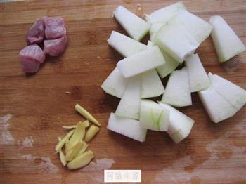 毛豆冬瓜排骨汤怎么做，毛豆冬瓜排骨汤怎么做好吃，毛豆冬瓜排骨汤做法