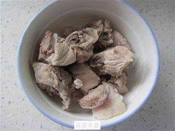毛豆冬瓜排骨汤怎么做，毛豆冬瓜排骨汤怎么做好吃，毛豆冬瓜排骨汤做法