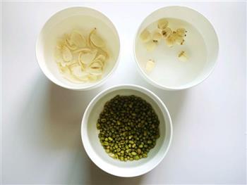 莲子百合绿豆汤怎么做，莲子百合绿豆汤怎么做好吃，莲子百合绿豆汤做法