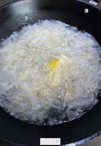 无油的萝卜丝虾皮汤怎么做，无油的萝卜丝虾皮汤怎么做好吃，无油的萝卜丝虾皮汤做法