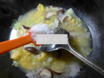 香菇白菜玉米面疙瘩怎么做，香菇白菜玉米面疙瘩怎么做好吃，香菇白菜玉米面疙瘩做法