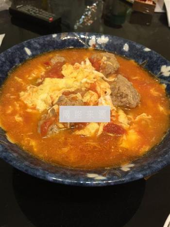 西红柿鸡蛋丸子汤怎么做，西红柿鸡蛋丸子汤怎么做好吃，西红柿鸡蛋丸子汤做法