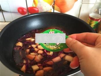 紫甘蓝苹果浓汤怎么做，紫甘蓝苹果浓汤怎么做好吃，紫甘蓝苹果浓汤做法