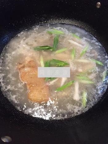 泡鱿鱼粥怎么做，泡鱿鱼粥怎么做好吃，泡鱿鱼粥做法