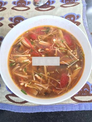 双菇鲜菌汤怎么做，双菇鲜菌汤怎么做好吃，双菇鲜菌汤做法