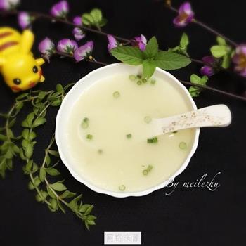 鲜美鱼头汤怎么做，鲜美鱼头汤怎么做好吃，鲜美鱼头汤做法